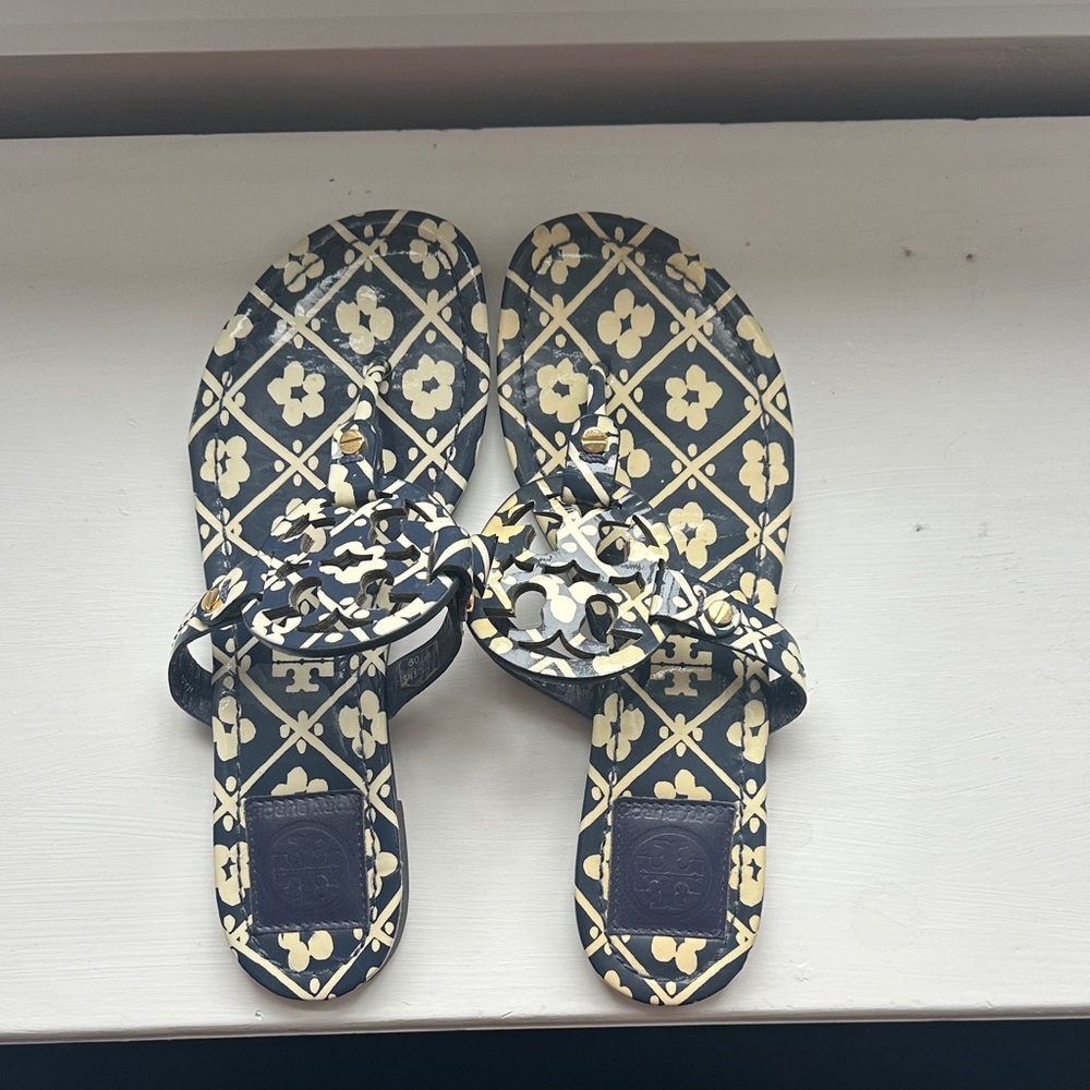 Tory Burch Black and Cream Floral Sandals